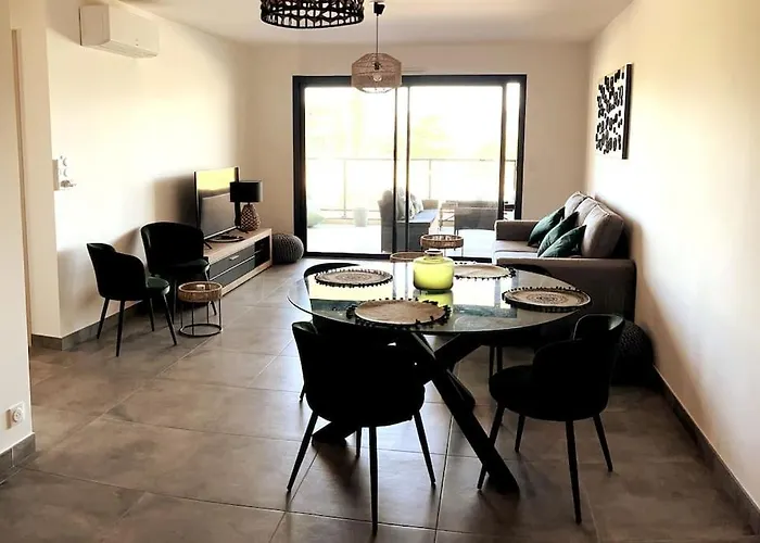 Appartement Avec Terrasse 3 Pieces - Vue - 5 Min A Pied Propriano (Corsica)